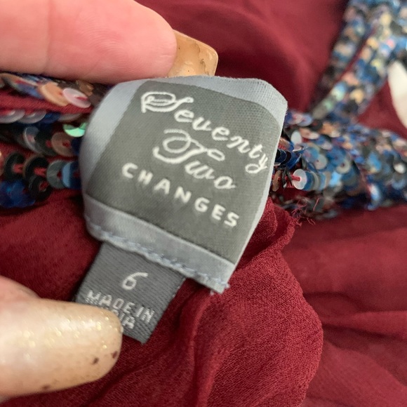 Sequence blouse, size 6 by seventy two changes - Picture 2 of 4